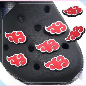 "Naruto merchandise Akatsuki organisatie logo schoenbedels       schoenen met gatengesp DIY heren groothandel"
