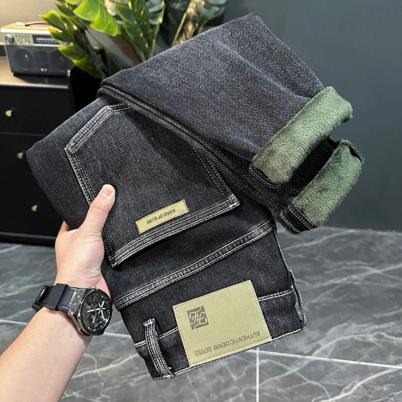 Celana Jeans Tebal Berlapis Bulu Musim Dingin 2025 untuk Pria Celana Skinny Slim Fit Melar Kasual Trendi Fashion Pria Hangat
