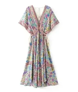 ボヘミアンクイーンズ女性孔雀花柄バットスリーブビーチボヘミアンマキシドレスレディース V ネックタッセルサマードレス Vestidos