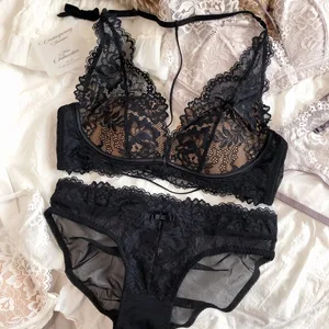 Set Lingerie Wanita Bordir Renda Seksi Bra Bikini Halter Cup Tipis Prancis Set Pakaian Dalam Punggung Terbuka Bralette Push Up Kualitas Tinggi